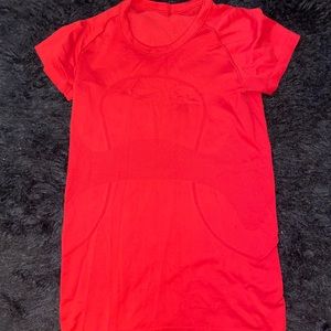 Lululemon swiftly tech red short sleeve